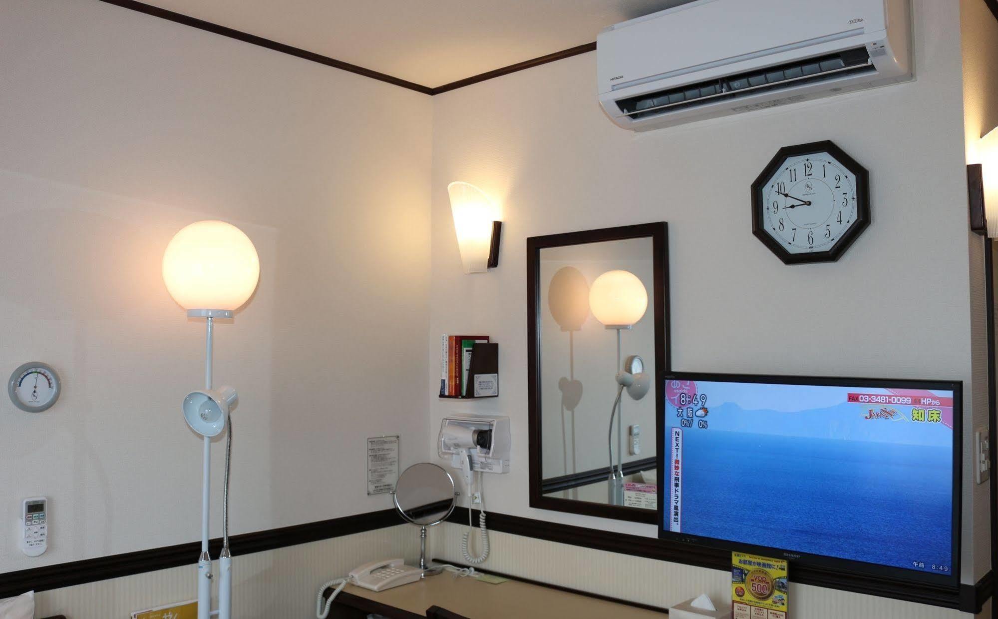 Toyoko Inn Sakudaira-Eki Asama-Guchi Ngoại thất bức ảnh